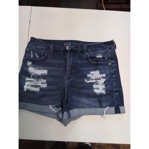Jean Shorts-American Eagle-Curvy Midi-Distressed-Size 6